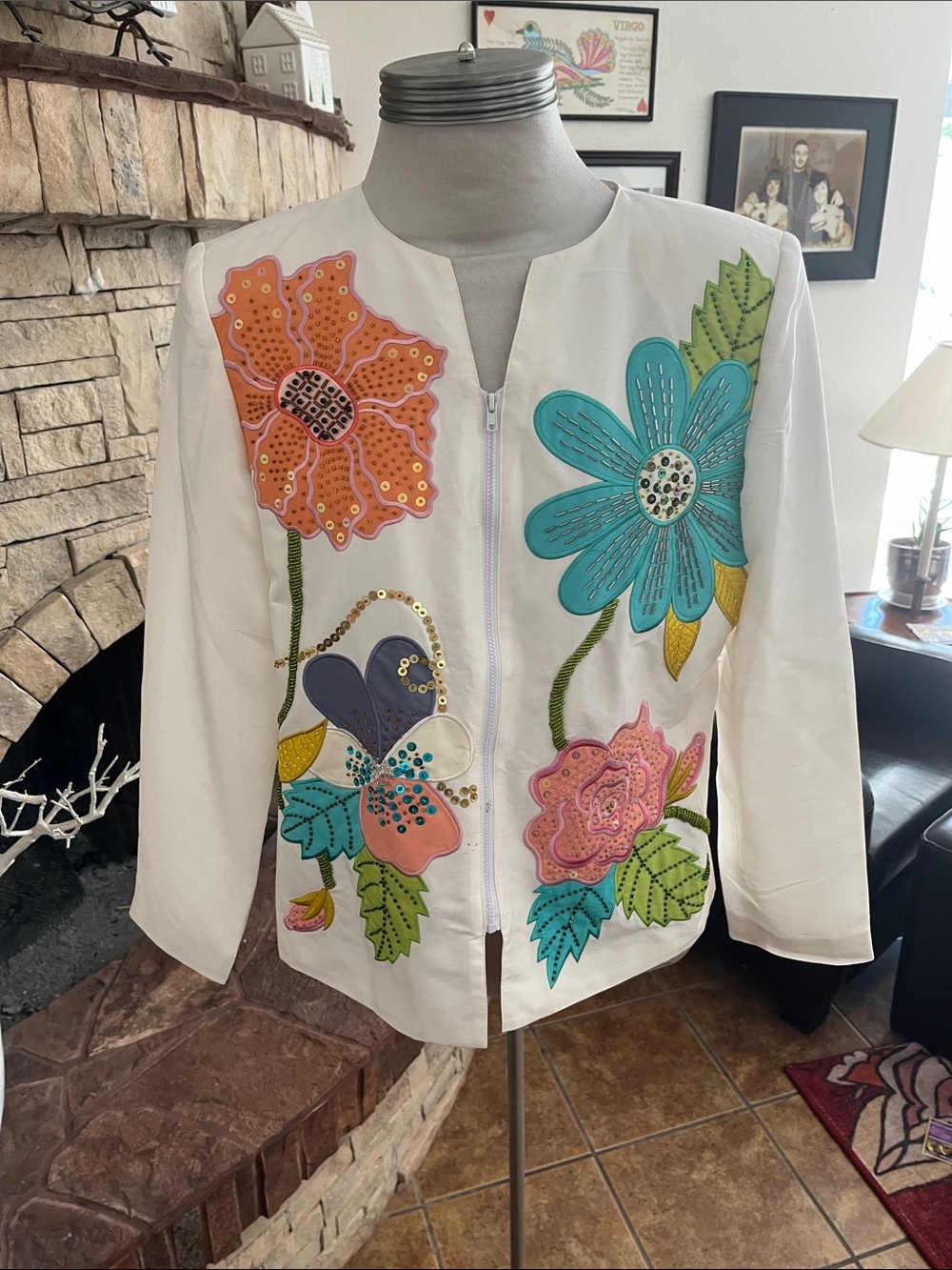 Russell Kemp White Floral Beaded Silk Jacket Size 10